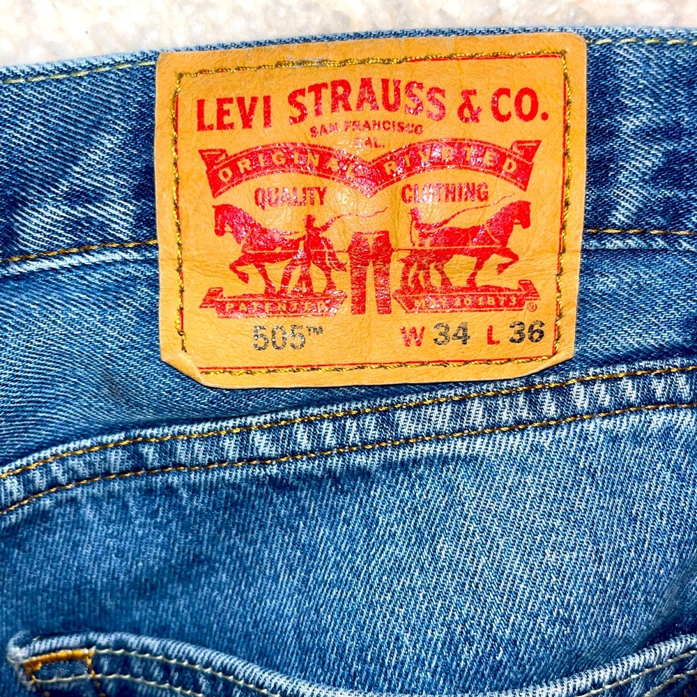 Levi’s Men’s 505 jeans - 34x36, good condition